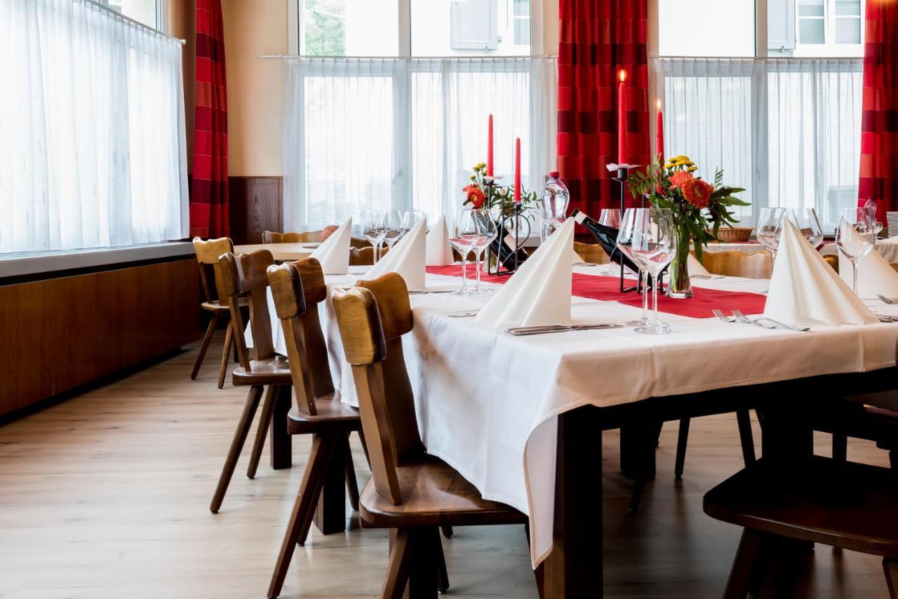 Hotel Du Pont Gampel-Bratsch Buitenkant foto